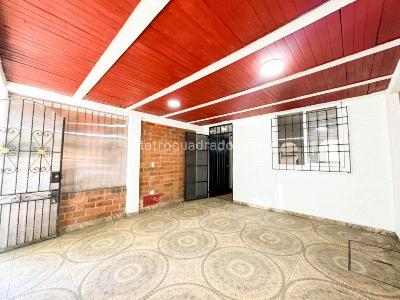 Casa de 3 alcobas en venta en Poblado Campestre, Cali, 70 m² · foto 6 de 20