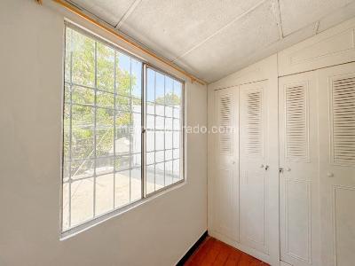 Casa de 3 alcobas en venta en Poblado Campestre, Cali, 70 m² · foto 19 de 20