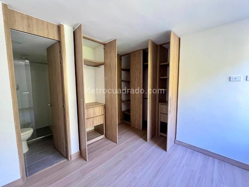 Apartamento en Arriendo, LOS ALCAZARES, Manizales - View 4