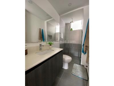 Apartamento de 3 alcobas en venta en Loma De Los Mesa, Envigado, 101 m² · foto 7 de 13
