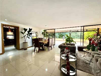 Apartamento de 3 alcobas en venta en La Concha, Medellín, 245 m² · foto 2 de 20