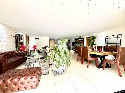 Apartamento de 3 alcobas en venta en La Concha, Medellín, 245 m² · foto 5 de 20