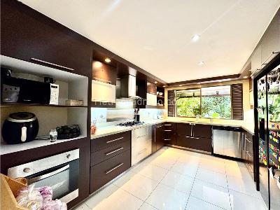 Apartamento de 3 alcobas en venta en La Concha, Medellín, 245 m² · foto 10 de 20