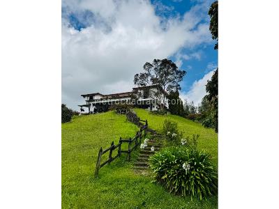 Casa de 4 alcobas en venta en El Escobero, Envigado · foto 4 de 20