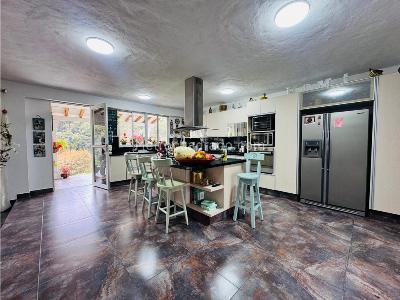 Casa de 4 alcobas en venta en El Escobero, Envigado · foto 12 de 20