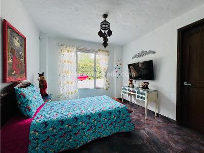 Casa de 4 alcobas en venta en El Escobero, Envigado · foto 13 de 20