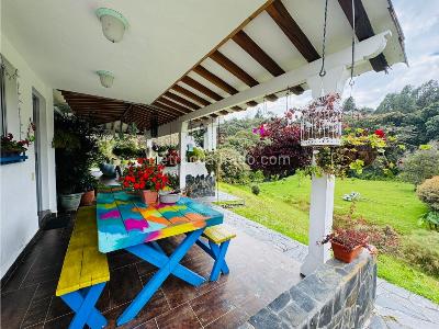 Casa de 4 alcobas en venta en El Escobero, Envigado · foto 14 de 20
