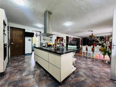 Casa de 4 alcobas en venta en El Escobero, Envigado · foto 18 de 20