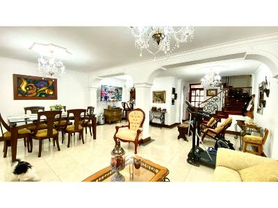 Casa de 5 alcobas en venta en El Escobero, Envigado, 234 m² · foto 4 de 20