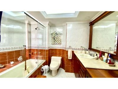 Casa de 5 alcobas en venta en El Escobero, Envigado, 234 m² · foto 19 de 20