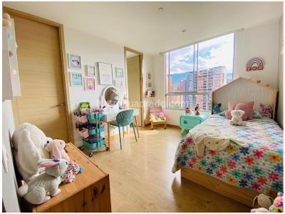 Apartamento de 3 alcobas en venta en El Esmeraldal, Envigado, 184 m² · foto 10 de 17