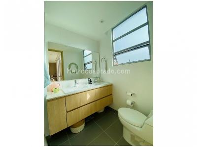 Apartamento de 3 alcobas en venta en El Esmeraldal, Envigado, 184 m² · foto 12 de 17