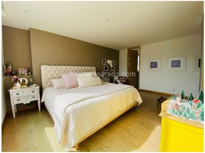 Apartamento de 3 alcobas en venta en El Esmeraldal, Envigado, 184 m² · foto 14 de 17