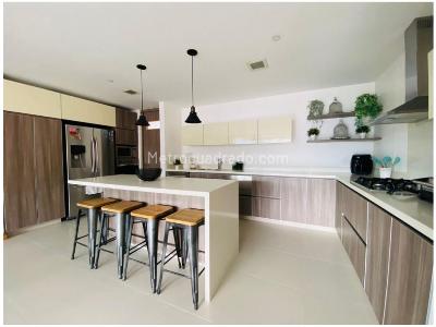 Apartamento de 3 alcobas en venta en El Esmeraldal, Envigado, 184 m² · foto 7 de 17