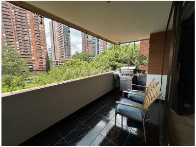 Apartamento de 3 alcobas en venta en Los Balsos, Medellín, 175 m² · foto 10 de 20