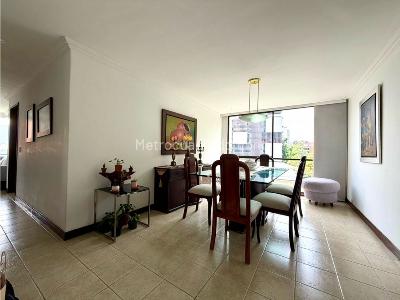 Apartamento de 3 alcobas en venta en Poblado Milla De Oro, Medellín, 146 m² · foto 10 de 20