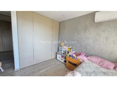 Apartamento en venta en Altos Del Poblado, Medellín · foto 15 de 20