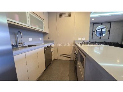 Apartamento en venta en Altos Del Poblado, Medellín · foto 4 de 20