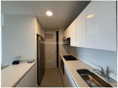 Apartamento de 3 alcobas en venta en Castropol, Medellín, 86 m² · foto 7 de 20