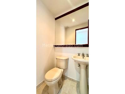 Apartamento de 3 alcobas en venta en La Inferior, Medellín, 114 m² · foto 9 de 20