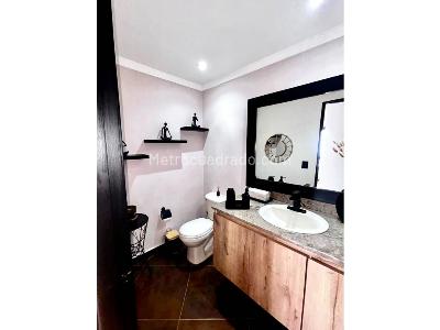Apartamento de 3 alcobas en venta en La Inferior, Medellín, 137 m² · foto 17 de 17