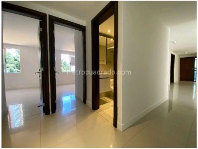 Apartamento en venta en Castropol, Medellín · foto 10 de 17