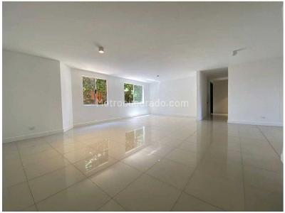 Apartamento en venta en Castropol, Medellín · foto 3 de 17