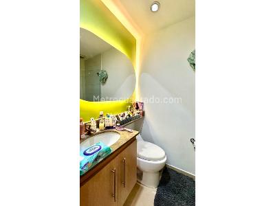 Apartamento de 3 alcobas en venta en Loma Del Indio, Medellín, 87 m² · foto 12 de 19