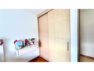 Apartamento de 3 alcobas en venta en Loma Del Indio, Medellín, 87 m² · foto 14 de 19