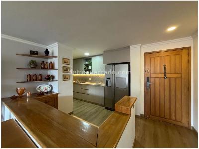 Apartamento en venta en La Aguacatala, Medellín · foto 7 de 20