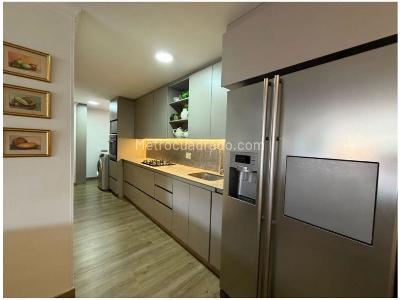 Apartamento en venta en La Aguacatala, Medellín · foto 11 de 20