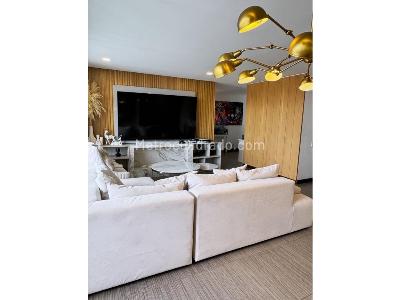 Apartamento de 2 alcobas en venta en Los Balsos, Medellín, 129 m² · foto 4 de 13