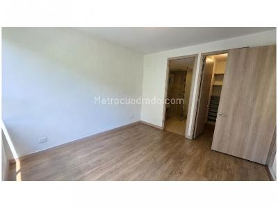 Apartamento de 2 alcobas en venta en Loma De San Julian, Medellín, 92 m² · foto 15 de 20
