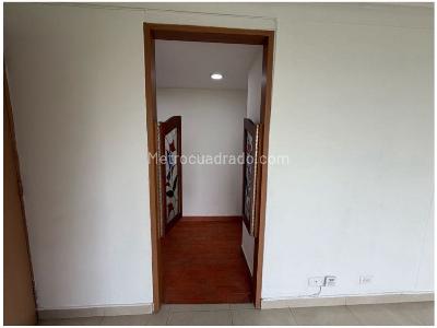 Apartamento de 2 alcobas en venta en La Frontera, Medellín, 75 m² · foto 9 de 20