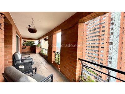 Apartamento en venta en El Poblado El Tesoro, Medellín · foto 4 de 20