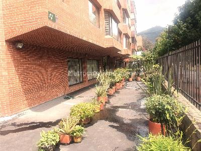 Apartamento de 3 alcobas en venta en Chico Norte Ii, Bogotá, 147 m² · foto 11 de 12