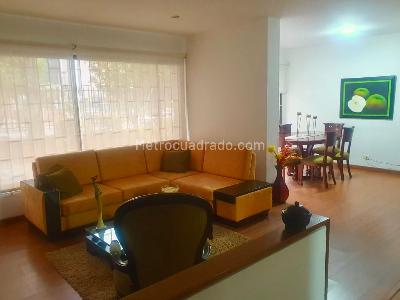 Apartamento de 3 alcobas en venta en Chico Norte Ii, Bogotá, 147 m² · foto 3 de 12