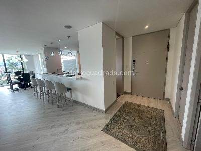 Apartamento de 3 alcobas en venta en Club De Los Lagartos, Bogotá, 475 m² · foto 3 de 5