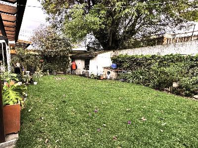 Casa de 3 alcobas en venta en Niza Antigua, Bogotá, 380 m² · foto 5 de 8