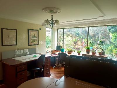 Casa de 5 alcobas en venta en La Alhambra Monaco, Bogotá, 380 m² · foto 4 de 13