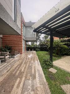 Casa de 4 alcobas en venta en Los Naranjos, Bogotá, 500 m² · foto 8 de 9