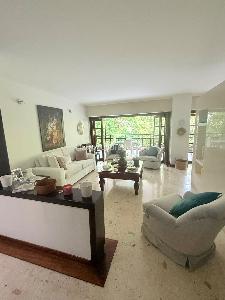 Apartamento de 3 alcobas en venta en Santa Rita, Cali, 270 m² · foto 10 de 17