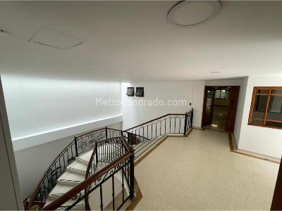 Casa de 5 alcobas en arriendo en La Aurora, Bucaramanga, 544 m² · foto 8 de 14