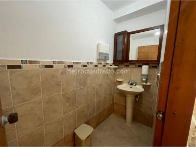 Casa de 5 alcobas en arriendo en La Aurora, Bucaramanga, 544 m² · foto 14 de 14