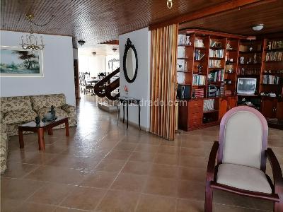 Apartamento de 3 alcobas en venta en Sotomayor, Bucaramanga, 214 m² · foto 16 de 20