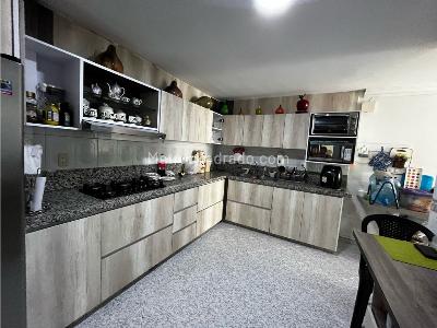 Casa de 4 alcobas en venta en Antiguo Campestre, Bucaramanga, 200 m² · foto 14 de 19
