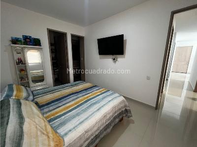Apartamento de 3 alcobas en venta en Bellfort, Floridablanca, 74 m² · foto 16 de 20