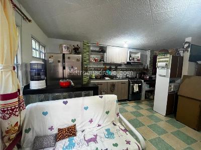 Apartamento de 2 alcobas en venta en Floridablanca, Floridablanca, 37 m² · foto 6 de 16