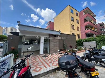 Apartamento en venta en El Bosque, Floridablanca · foto 2 de 20