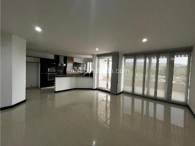 Apartamento de 4 alcobas en arriendo en Anillo Vial, Floridablanca, 200 m² · foto 4 de 20